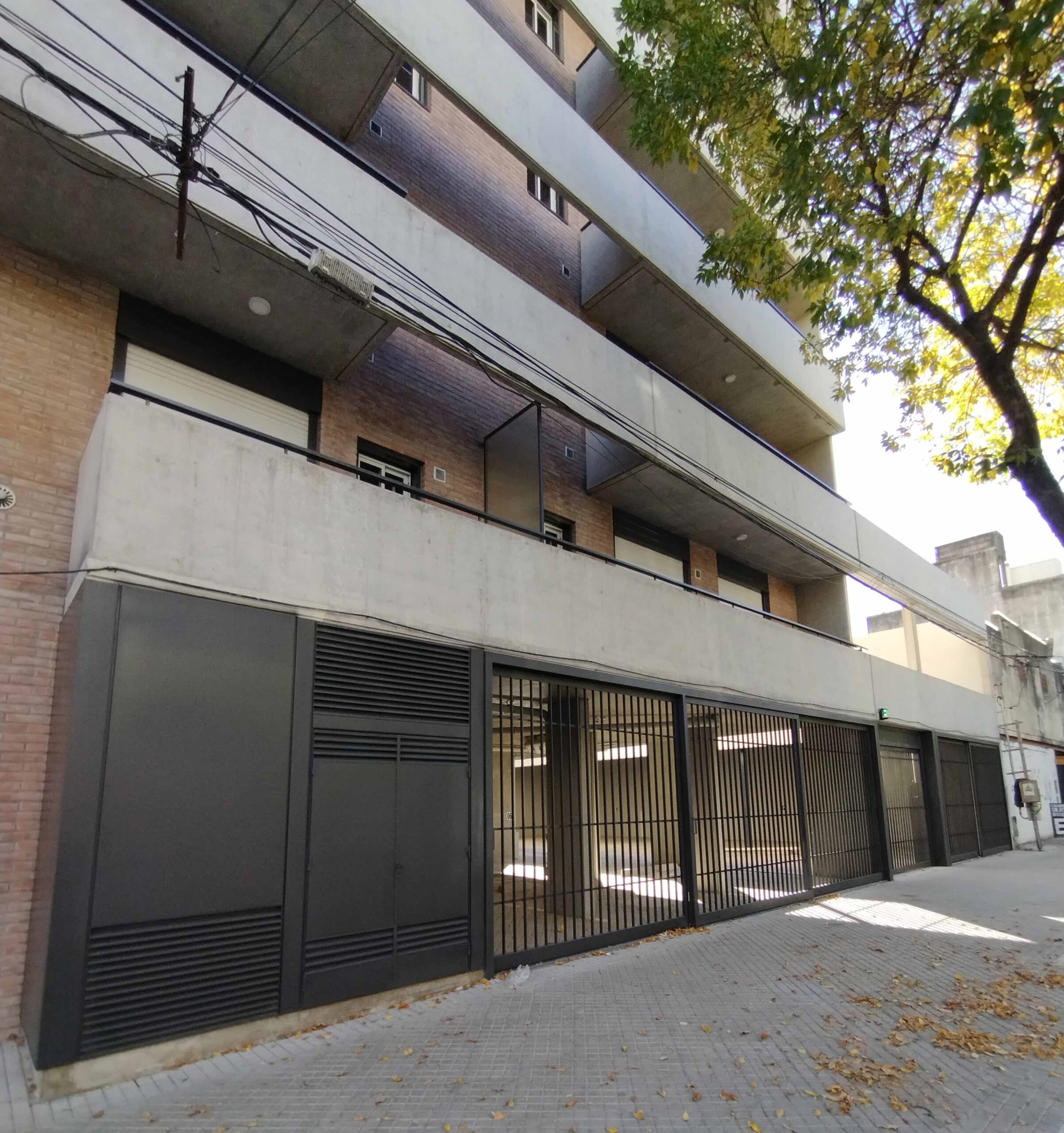 Pilay inauguró dos edificios en Rosario y Santa Fe