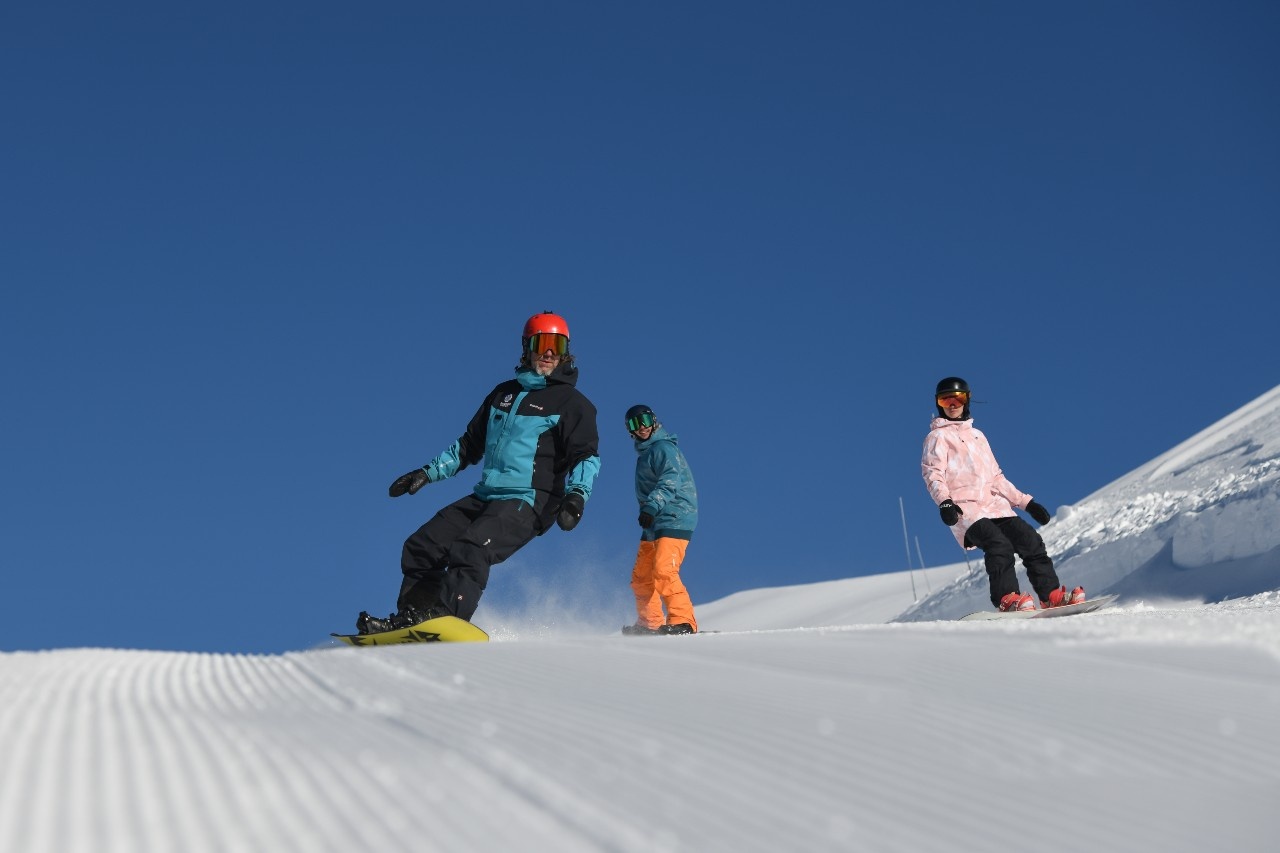 Cerro Bayo inaugura la temporada: nieve y montaña 