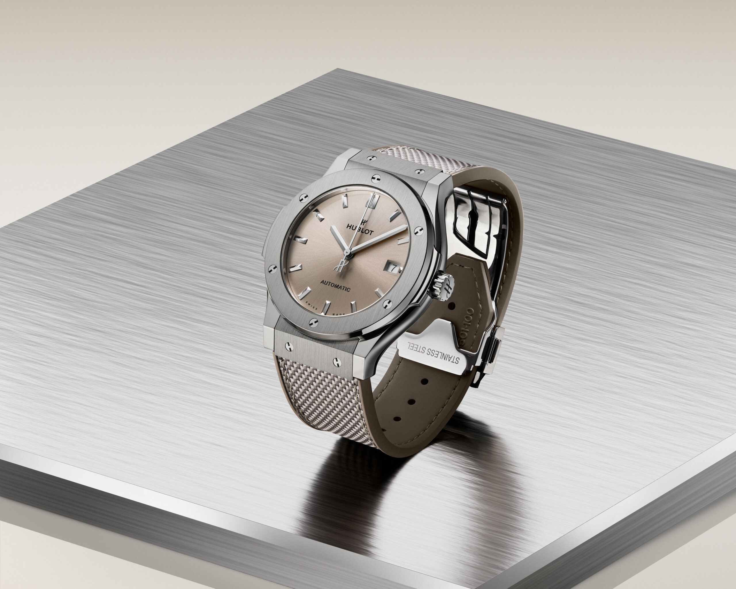 Classic Fusion Essential: la serie de Hublot cambia de color