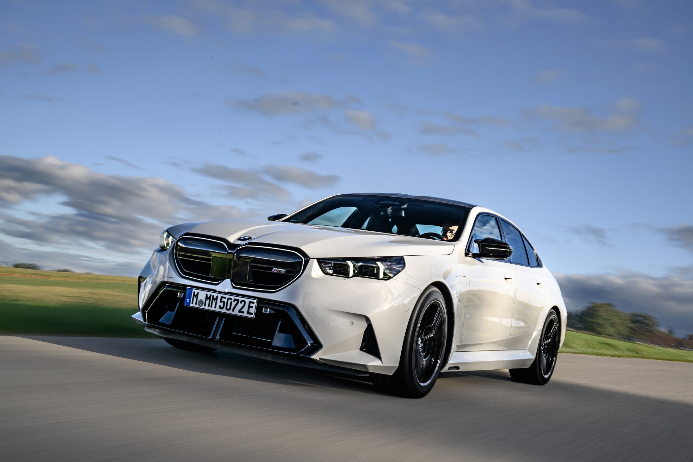 BMW M5: llega el primer BMW M híbrido-enchufable