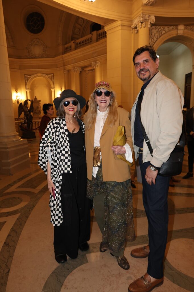 Francisco Ayala fue distinguido como Personalidad Destacada de la Cultura