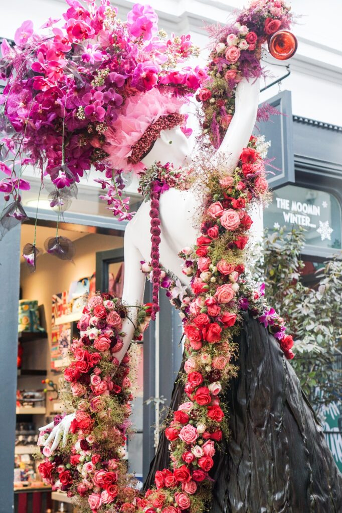 Flora: un homenaje a la diosa Romana de la primavera en Fleurs de Villes