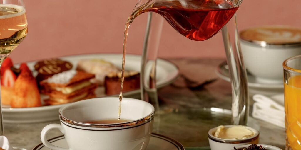 Grand Té: la ceremonia del 5 o’clock tea se reinventa para celebrar el Día de la Mujer 