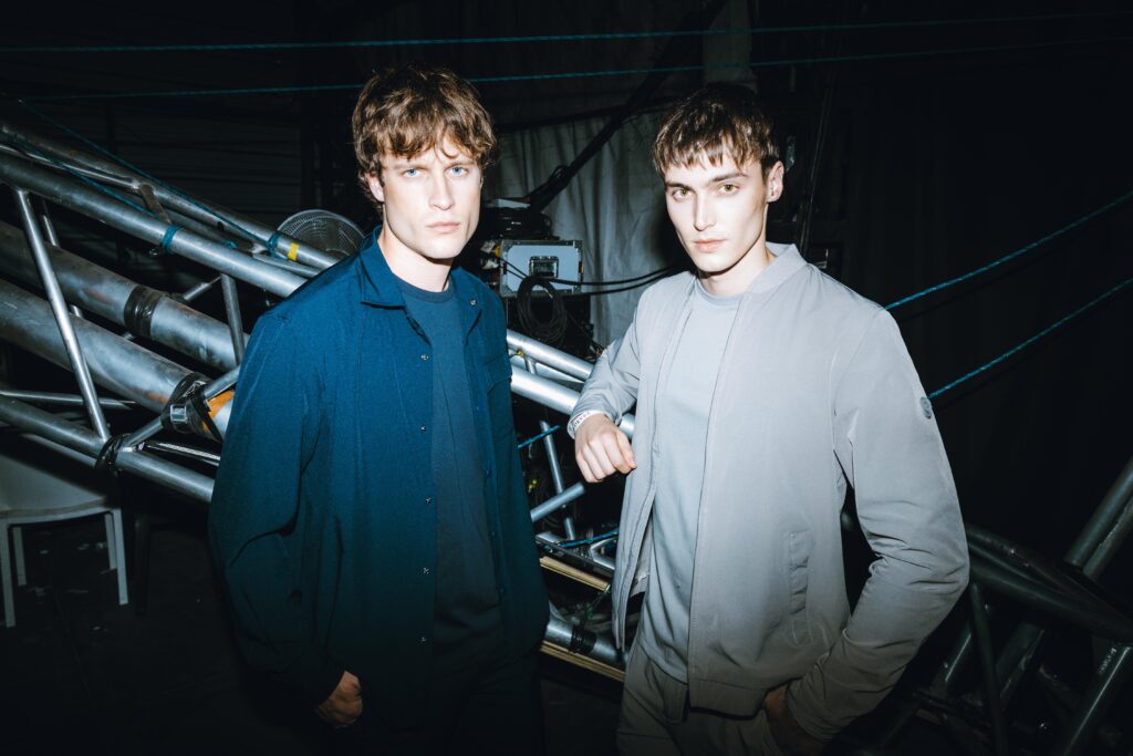 Devré presentó PFR+ en una experiencia inmersiva junto a Fuerza Bruta