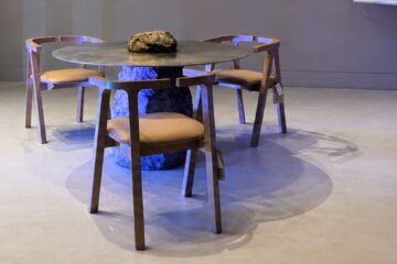 Darkhaus presenta Cauce, una nueva silla de diseño argentino